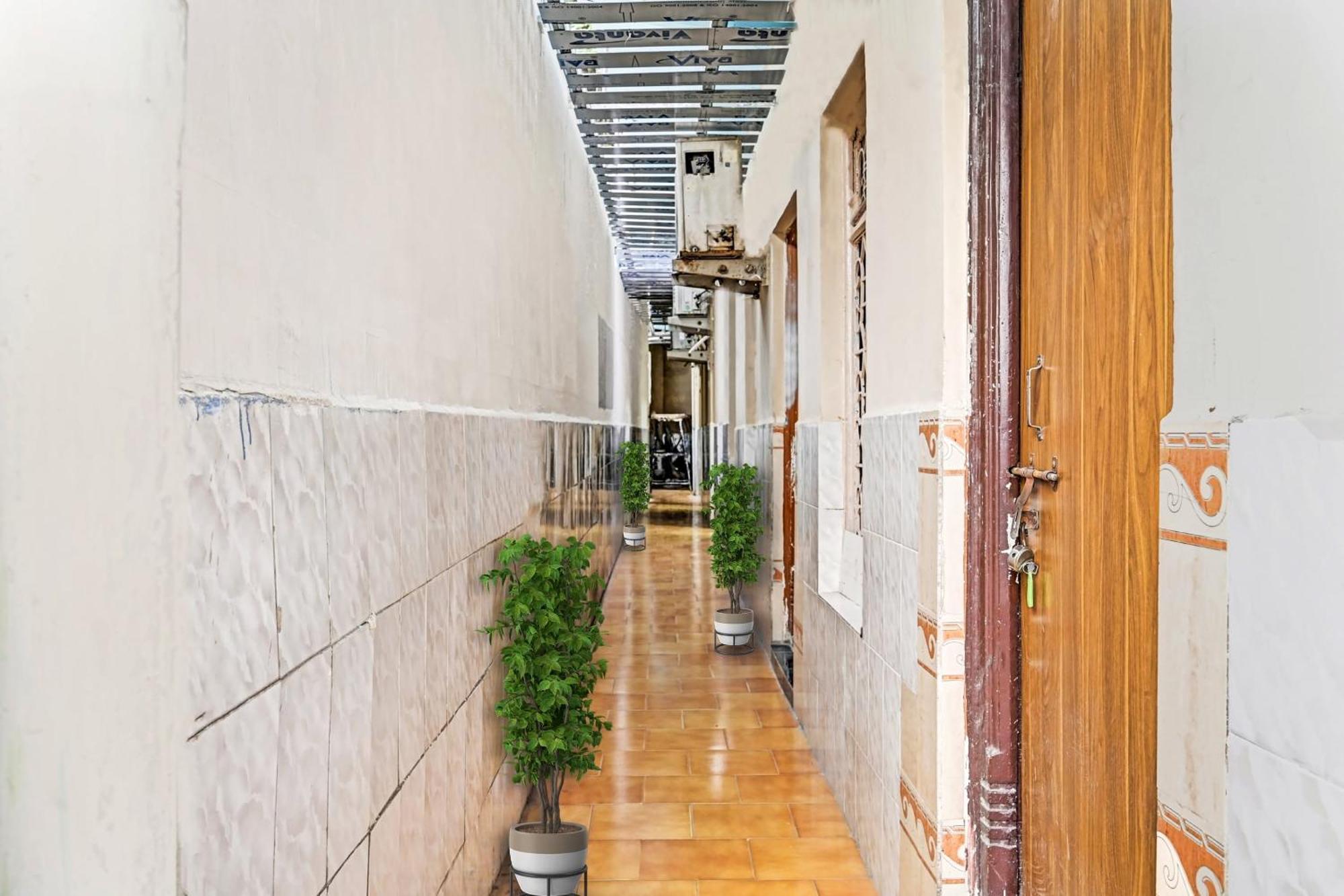 Spot On Svr Grand Hotel Vijayawāda Exterior photo
