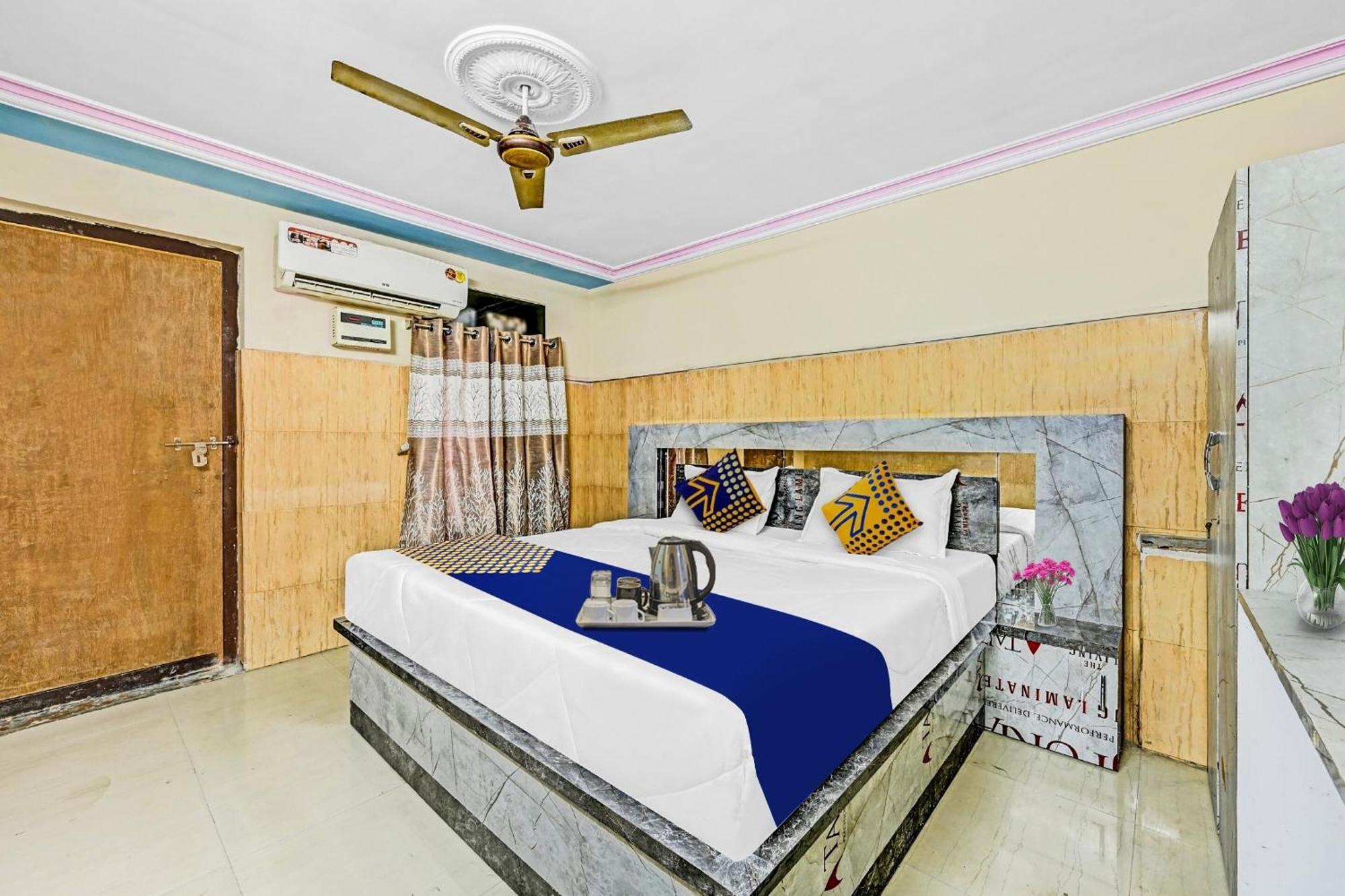 Spot On Svr Grand Hotel Vijayawāda Exterior photo