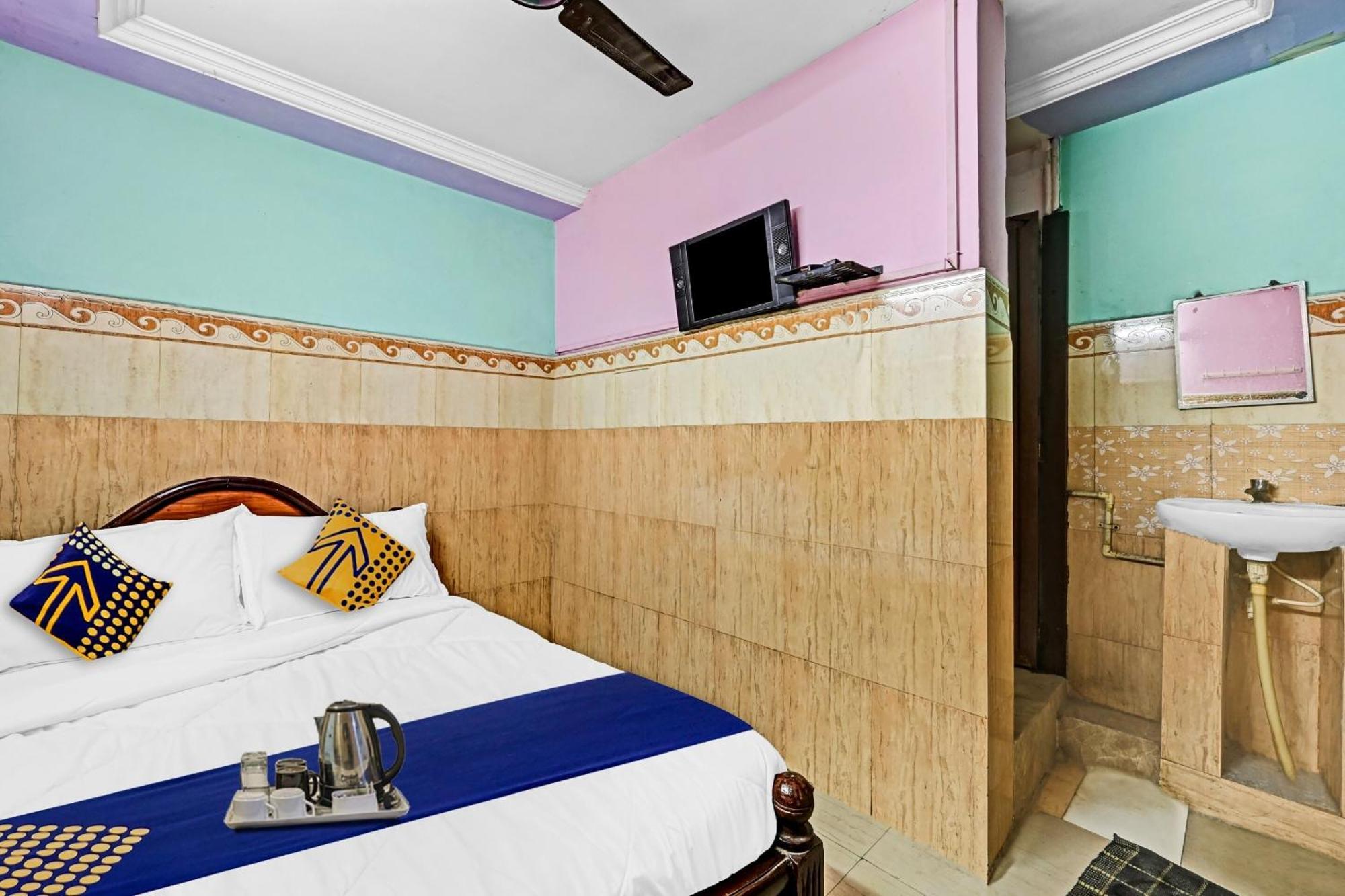 Spot On Svr Grand Hotel Vijayawāda Exterior photo