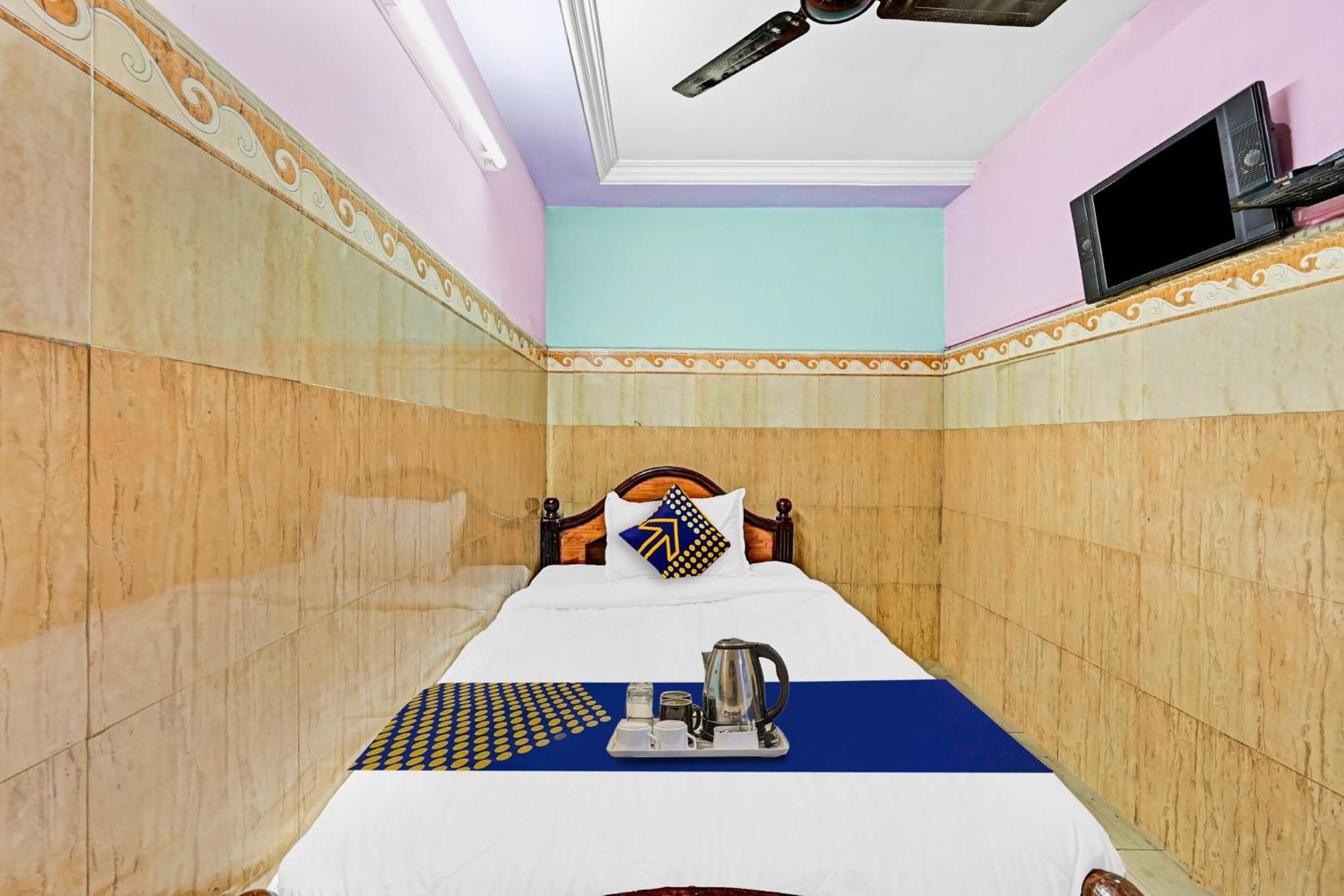 Spot On Svr Grand Hotel Vijayawāda Exterior photo